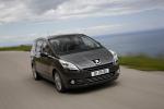 Peugeot 5008 2009 года